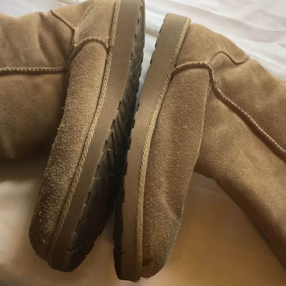 Vintage pull on Winter Boots Size 7